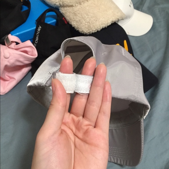 NWOT Charlotte Russe Gray Sliver Dad Hat One Size - Picture 4 of 7